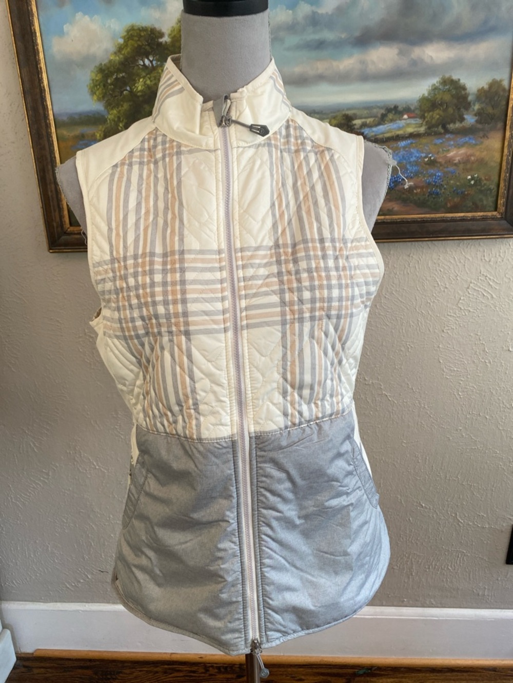 Peter Millar Ivory Quilted Vest with Silver Trim